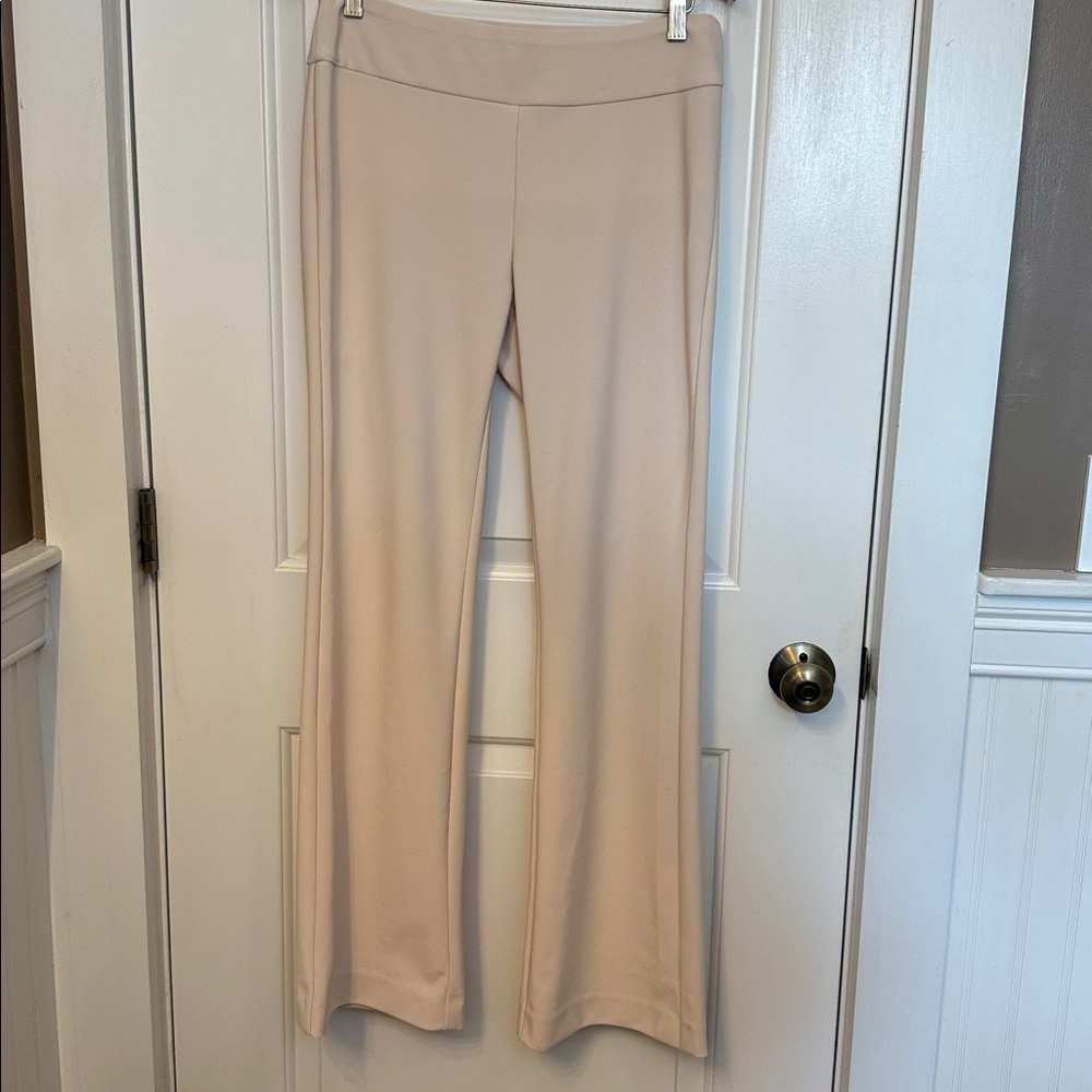 KRAZY LARRY PANTS CREAM STRETCH PULL ON FLAT FRONT BOOT CUT SIZE 6